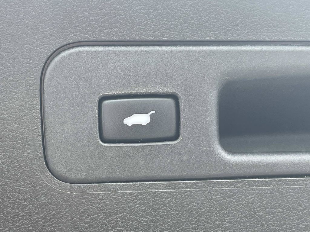 Used 2019  Acura 3.5L Technology Package image 10