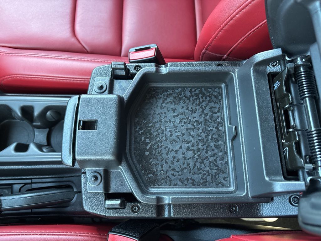 Used 2024 Jeep Wrangler SUV