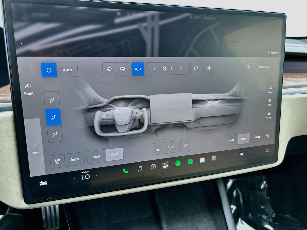 Thumbnail: 2022 Tesla Model S - 16
