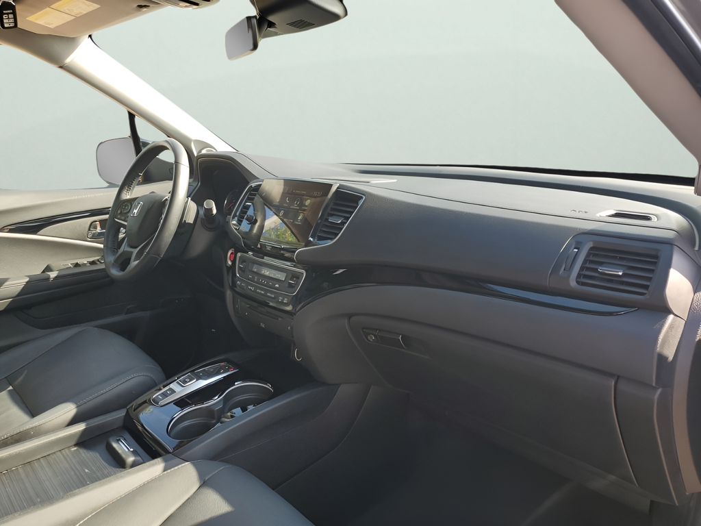 Used Car 2022 Honda Pilot  Touring For Sale Under $35,000 In Austin, Texas