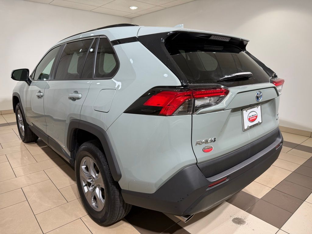 Thumbnail: 2023 Toyota RAV4 - 3