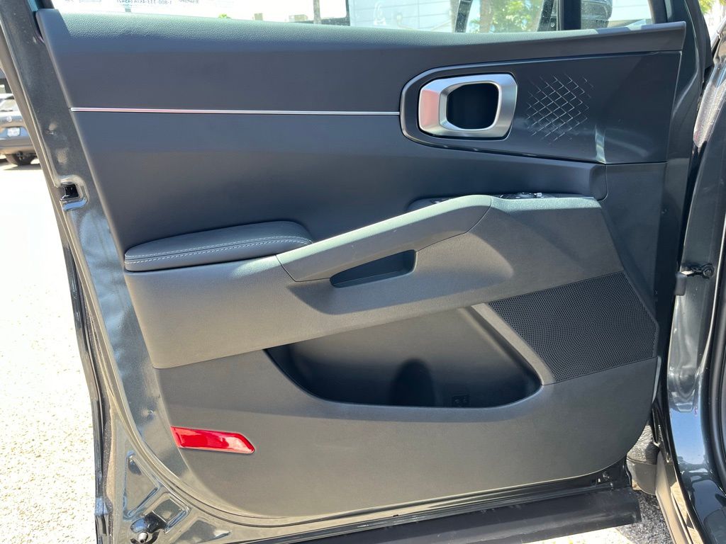 New 2025 Gray Kia S image 22