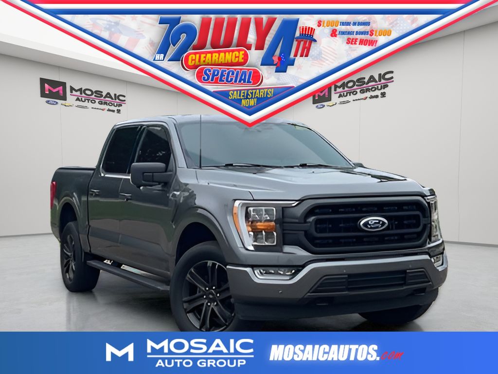 Used 2022 Ford F-150 XLT Trucks