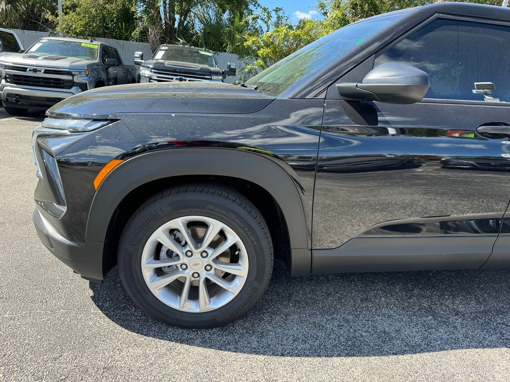 2025 Chevrolet TrailBlazer LS 11