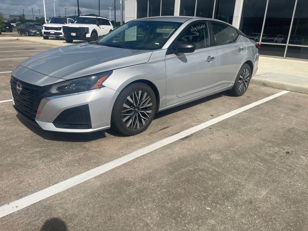 2024 Nissan Altima 2.5 SV Silver at Royal Nissan