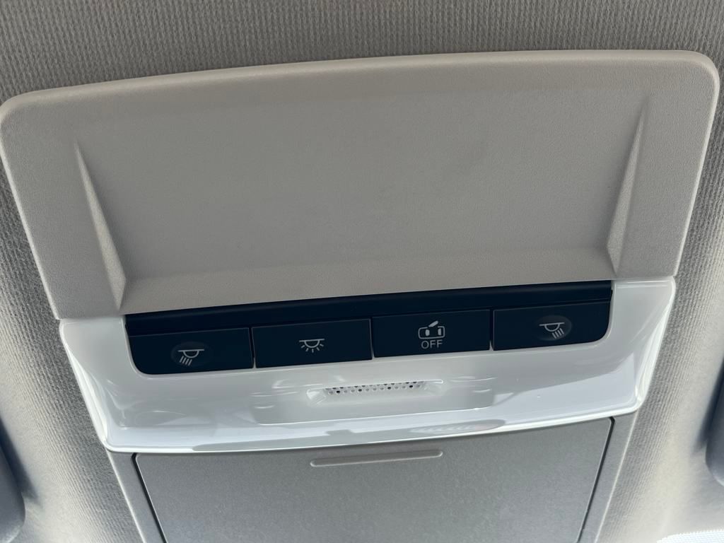 2025 Nissan Sentra SV photo