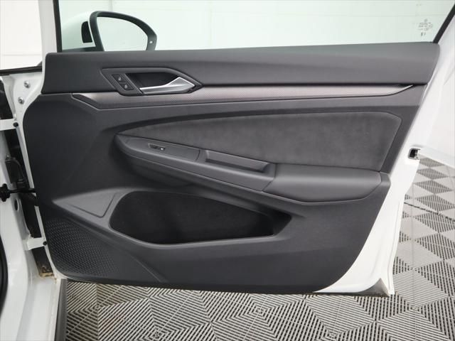 Thumbnail: 2025 Volkswagen Golf - 26