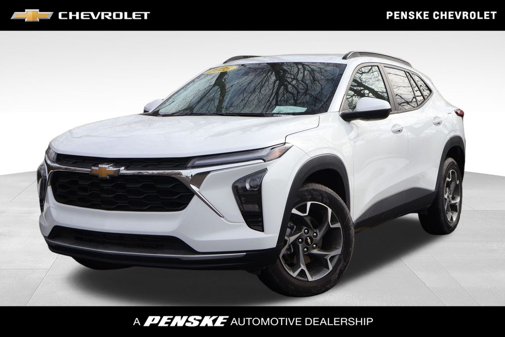 Thumbnail: 2025 Chevrolet Trax - 1