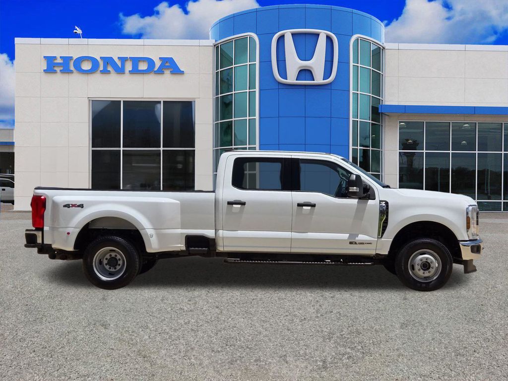 Used 2026 Ford F-350SD Truck