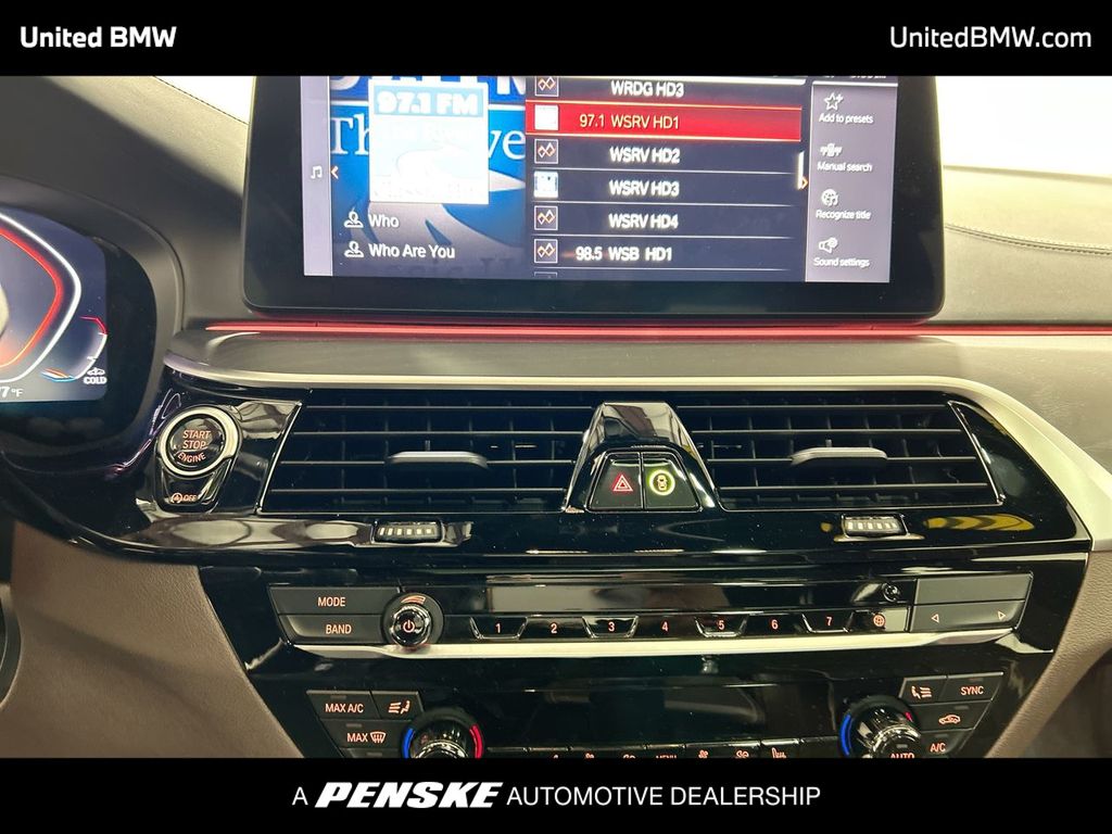 Thumbnail: 2023 BMW 5 Series - 16
