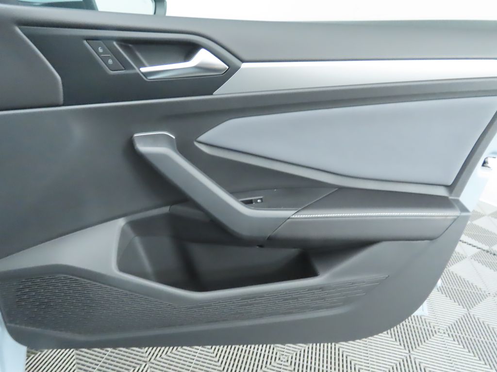 Thumbnail: 2026 Volkswagen Jetta - 25