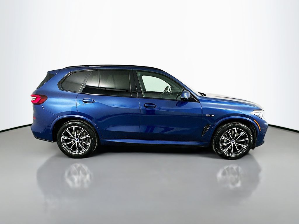 Thumbnail: 2023 BMW X5 - 4