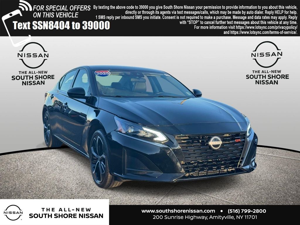 Super Black 2025 Nissan Altima 2.5 SR FWD Sedan Front-Wheel Drive Continuously Variable Transmission