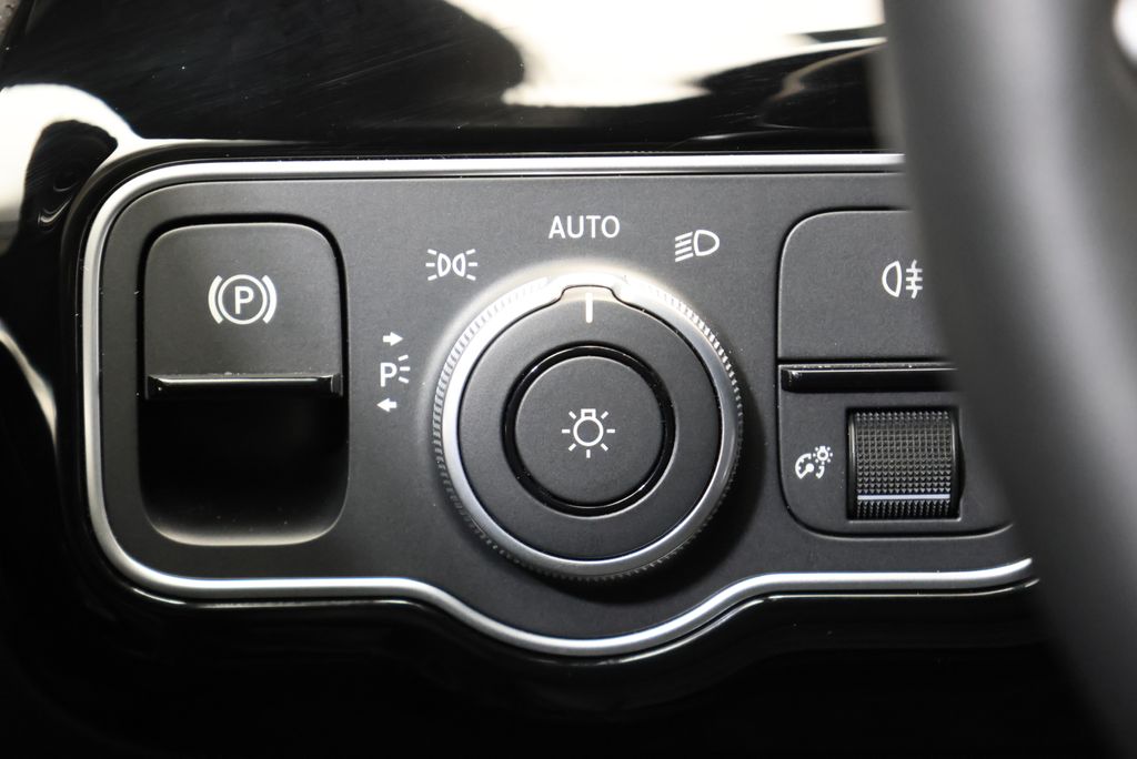 Thumbnail: 2026 Mercedes-Benz CLA - 19