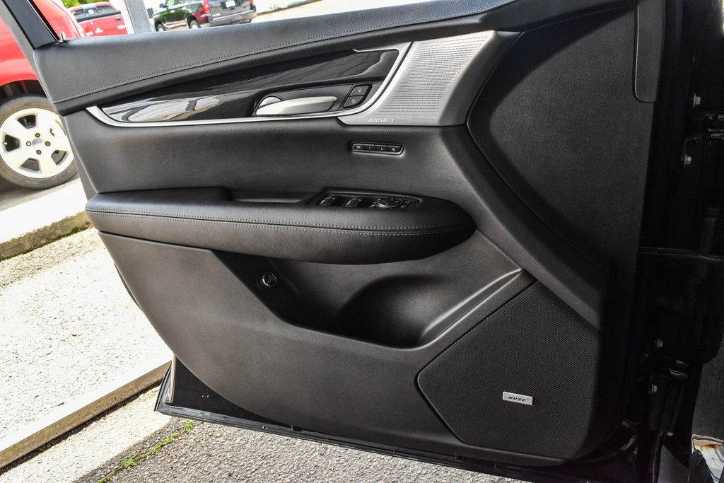 2025 Cadillac XT5 Premium Luxury - Photo 11