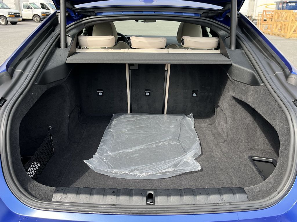 Thumbnail: 2023 BMW i4 - 25