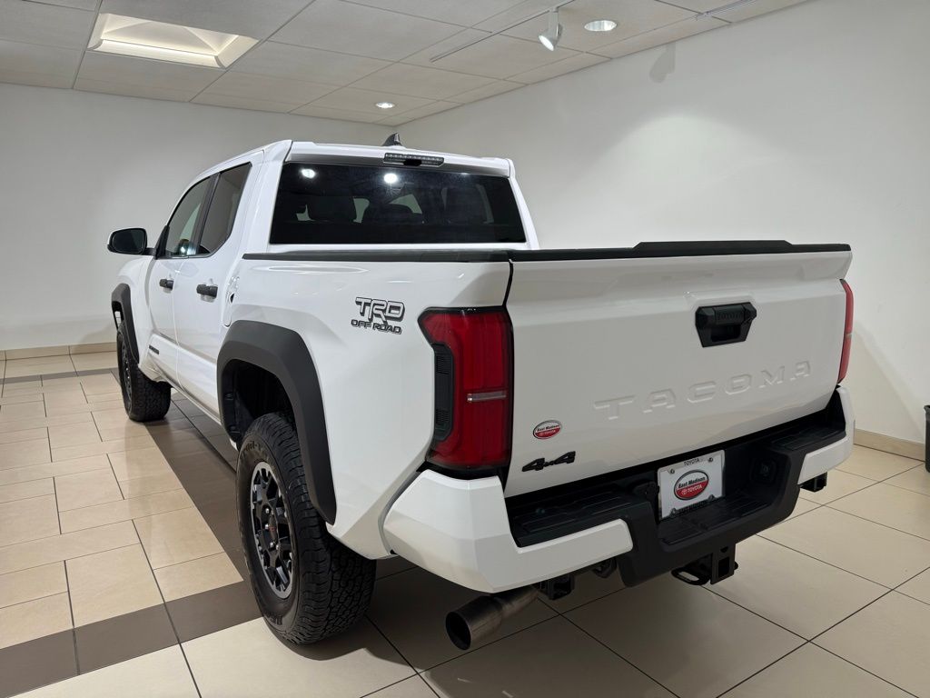 Thumbnail: 2025 Toyota Tacoma - 3