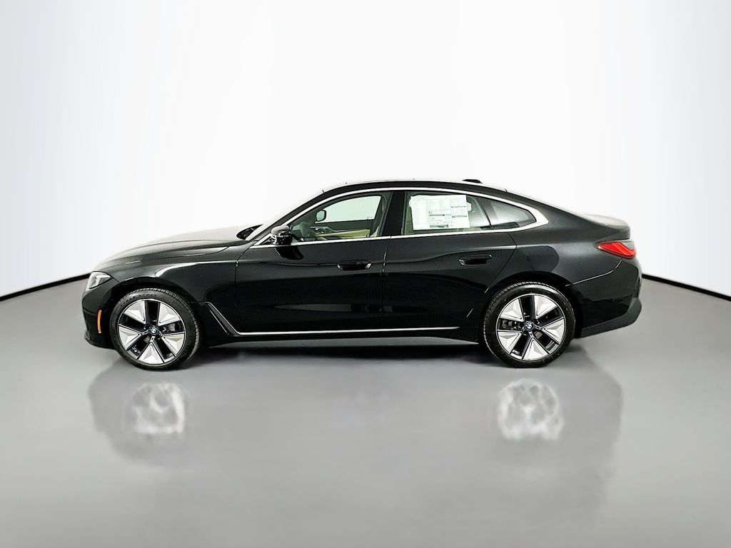 2025 BMW i4 eDrive40 8