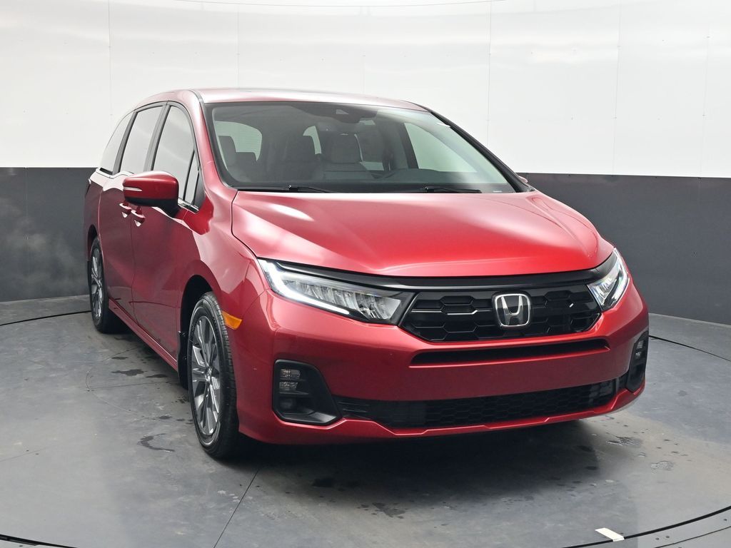 2026 Honda Odyssey Touring's photo