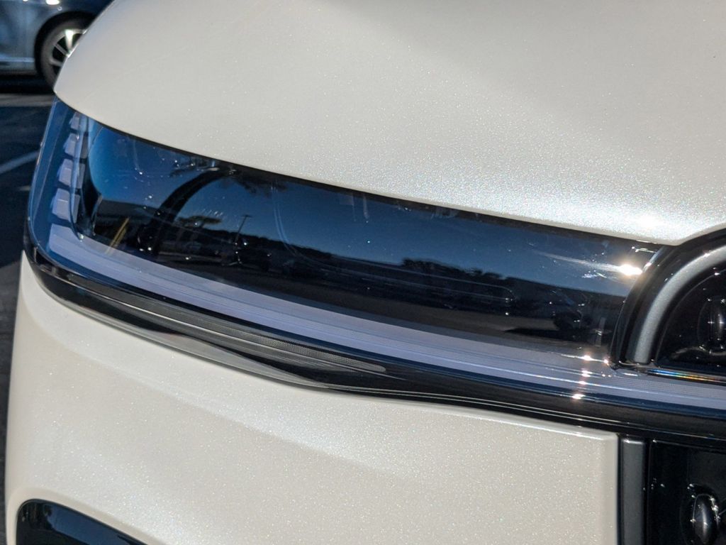 2025 Lincoln Nautilus Hybrid Reserve