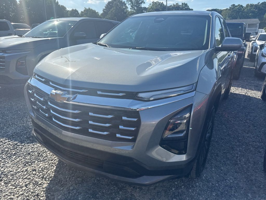 2026 Chevrolet Equinox LT 1.5T's photo