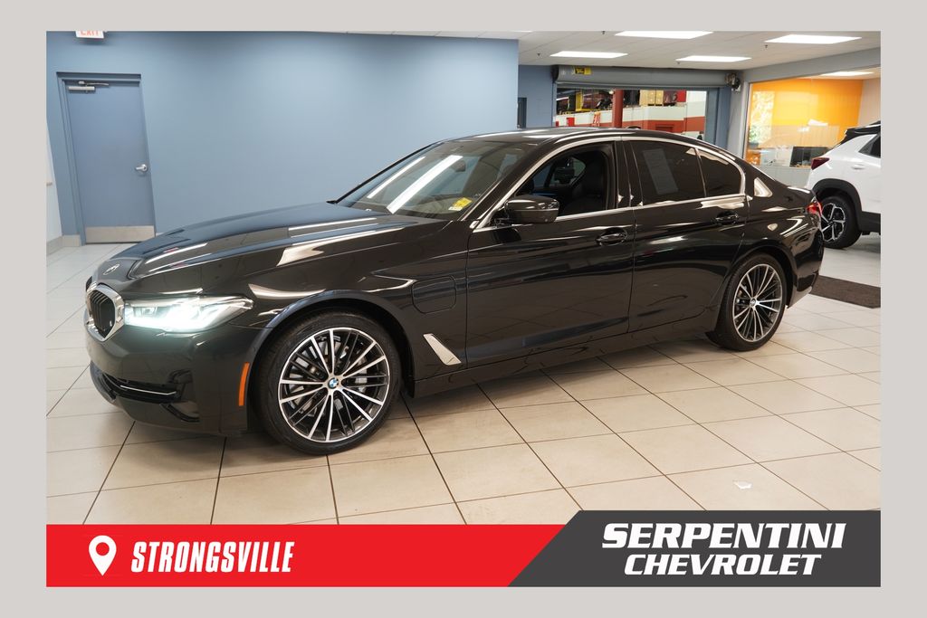 Black Sapphire Metallic 2021 BMW 5 Series Sedan All-Wheel Drive 8-Speed Automatic