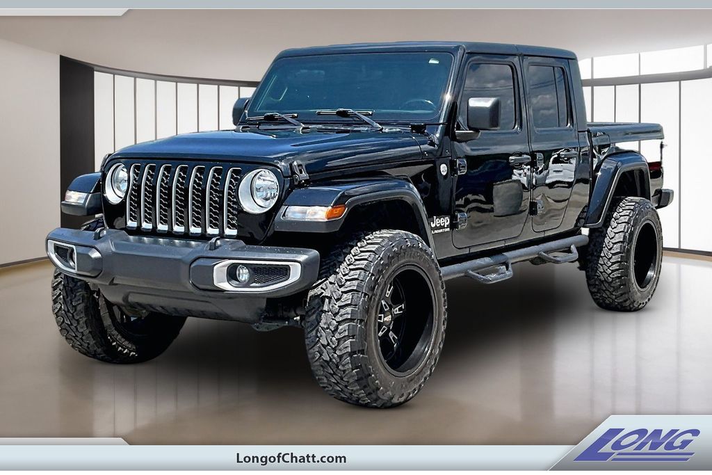 2020 Jeep Gladiator Overland's photo
