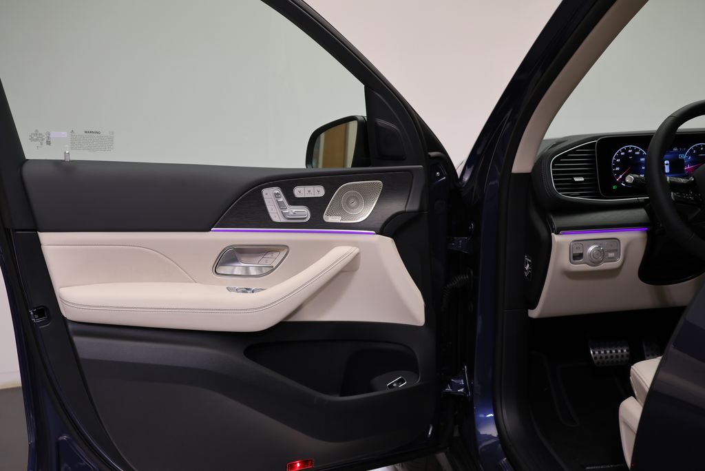 Thumbnail: 2026 Mercedes-Benz GLS - 30
