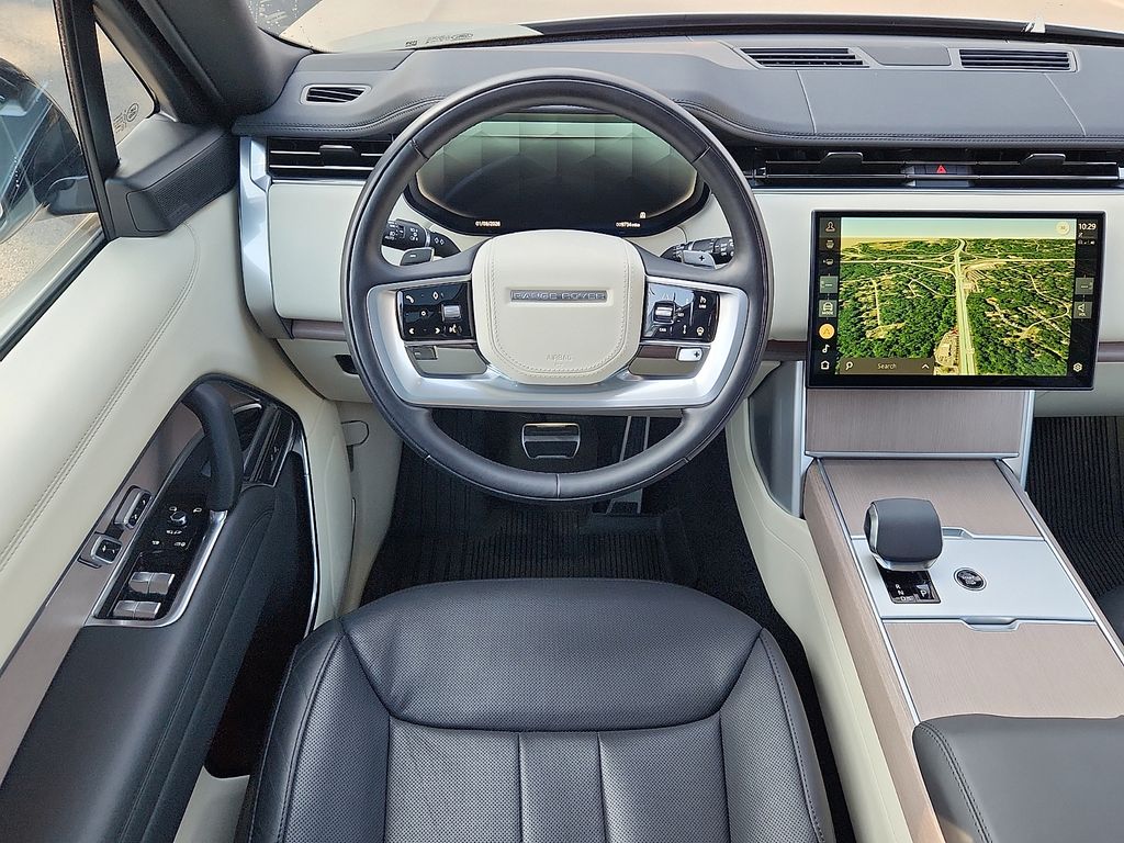 Thumbnail: 2024 Land Rover Range Rover - 11