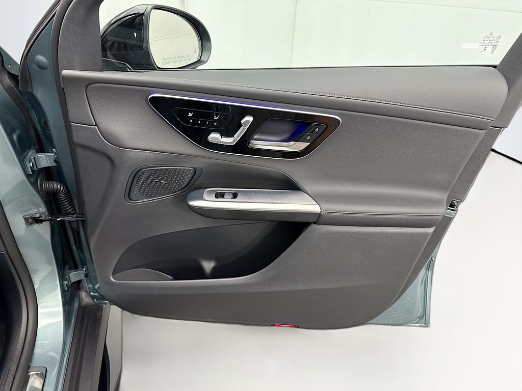 Thumbnail: 2026 Mercedes-Benz GLC - 23