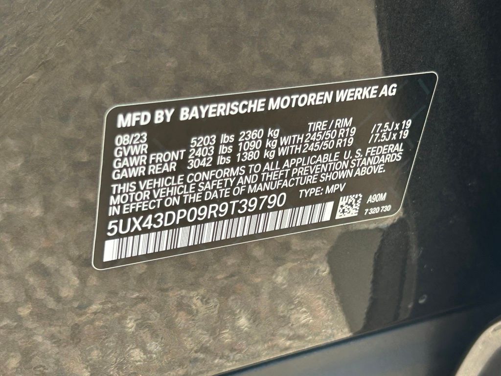Used 2024 Dark Graphite Metallic BMW sDrive30i image 83