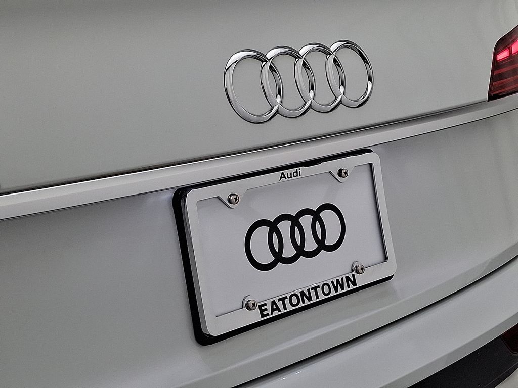 2022 Audi SQ5 Premium Plus 31