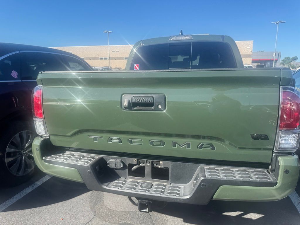 Thumbnail: 2022 Toyota Tacoma - 5