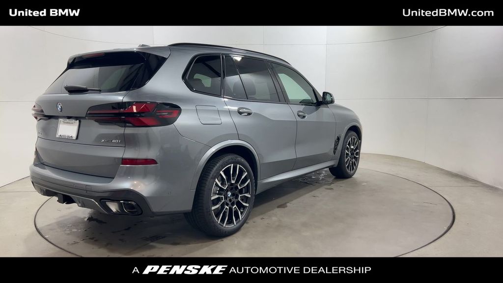 2026 BMW X5 xDrive40i 8