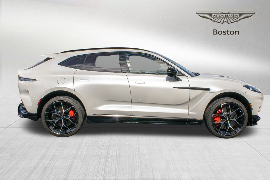 2025 Aston Martin DBX 707 - Photo 6