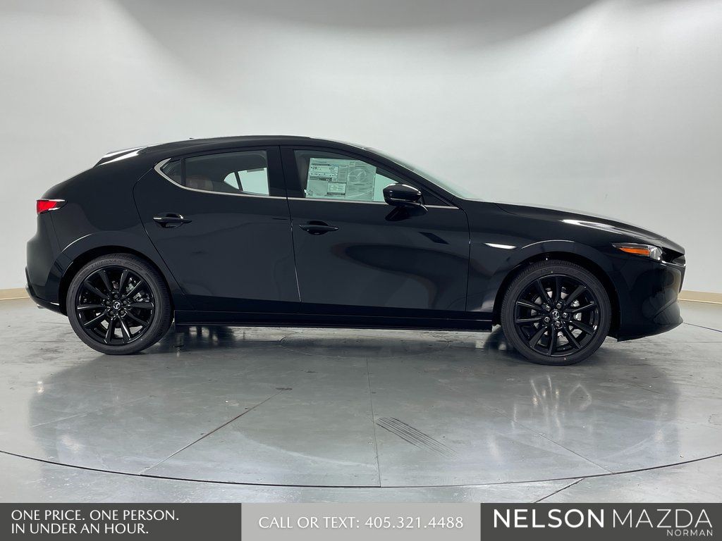 2026 Mazda Mazda3 Premium - Photo 6