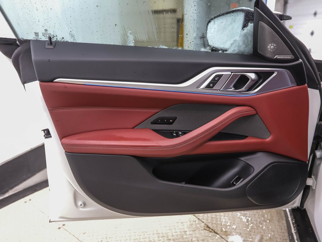 Thumbnail: 2025 BMW i4 - 9