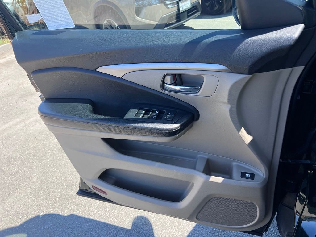 Used 2018 Honda Pilot SUV
