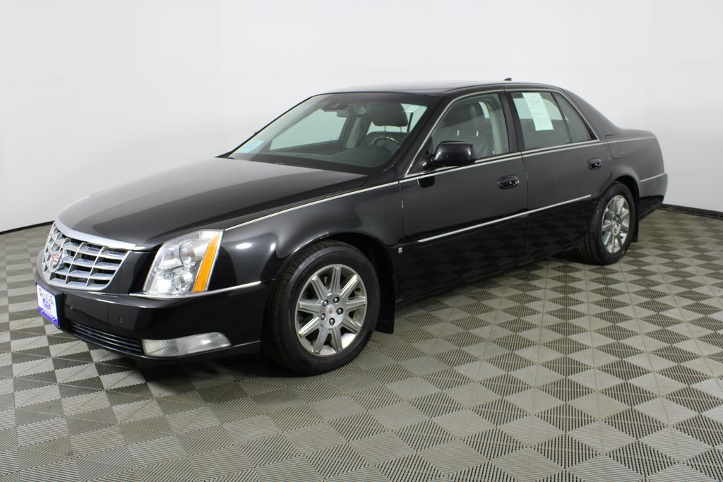 Used 2009 Cadillac DTS for sale in 