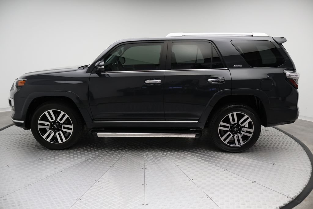 Thumbnail: 2024 Toyota 4Runner - 12