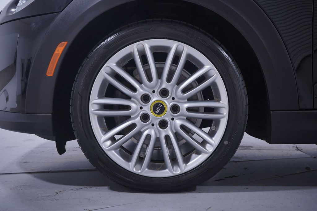 2024 MINI Cooper SE 2