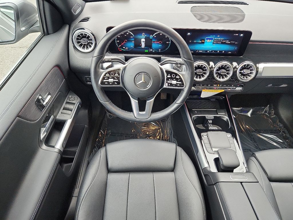 Thumbnail: 2023 Mercedes-Benz EQB - 11