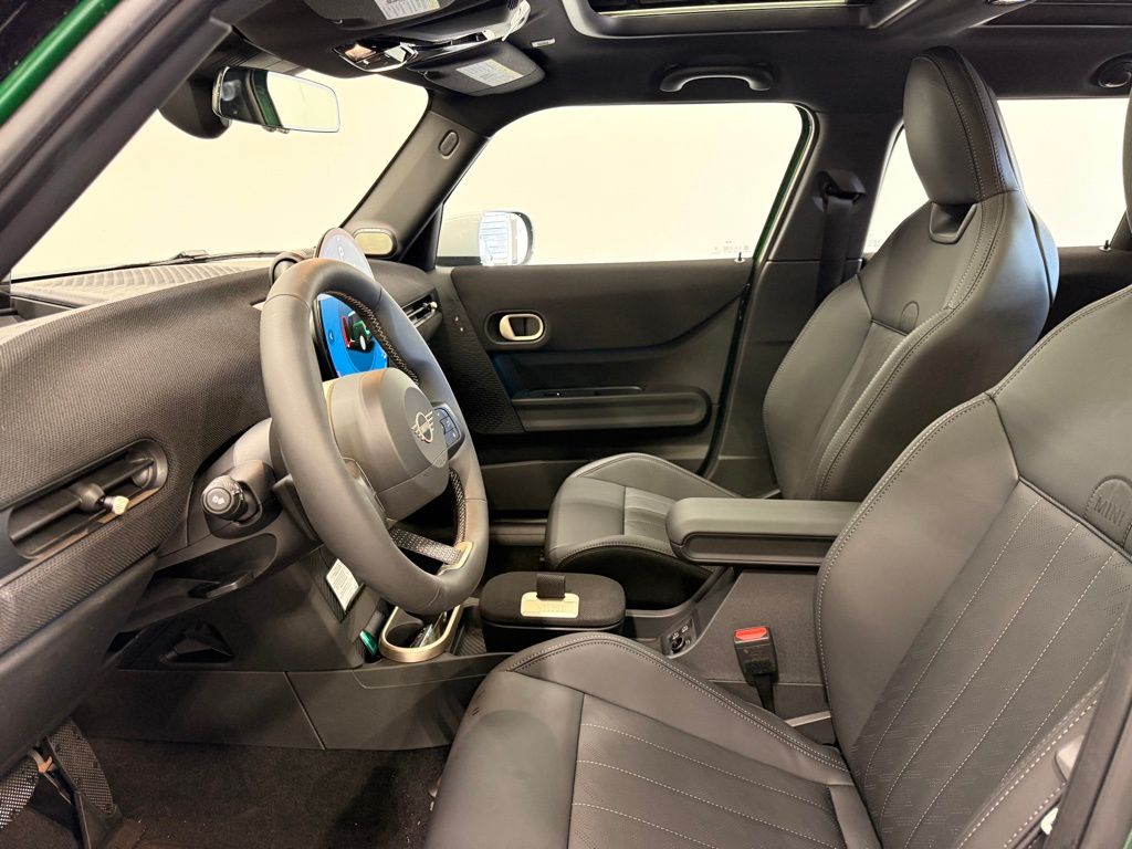 Thumbnail: 2026 MINI Cooper - 12