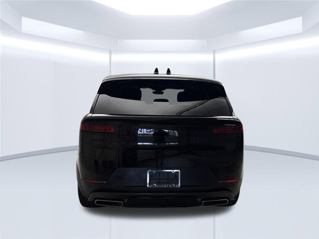 Thumbnail: 2025 Land Rover Range Rover Sport - 6