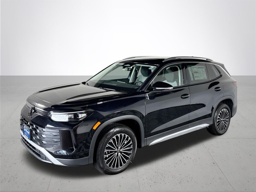 2025 Volkswagen Tiguan S photo 2