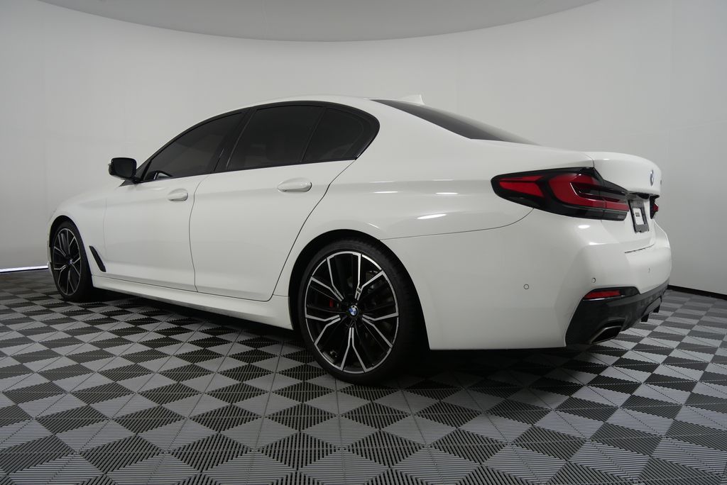 2021 BMW 5 Series 530i 5