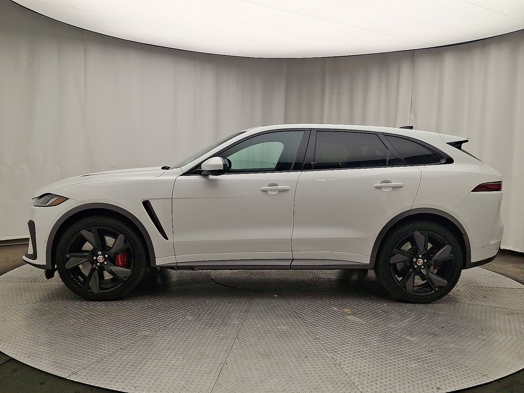 Thumbnail: 2022 Jaguar F-Pace - 7