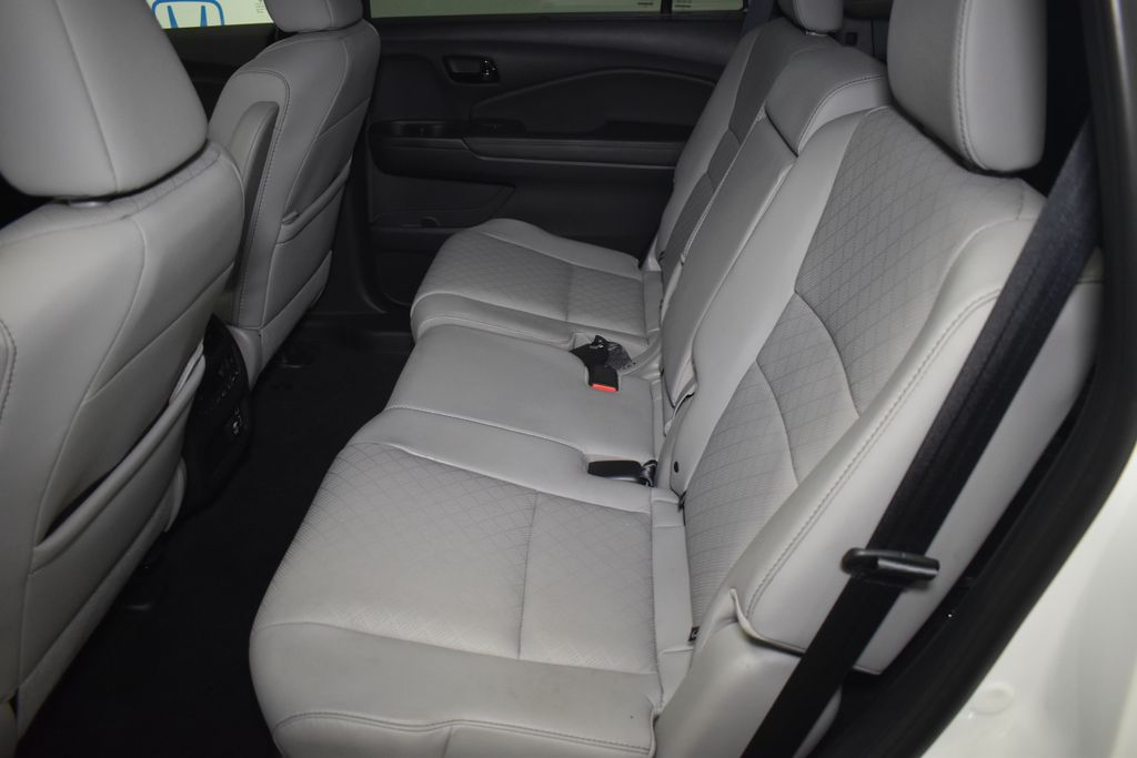 2023 Honda Passport Elite 29