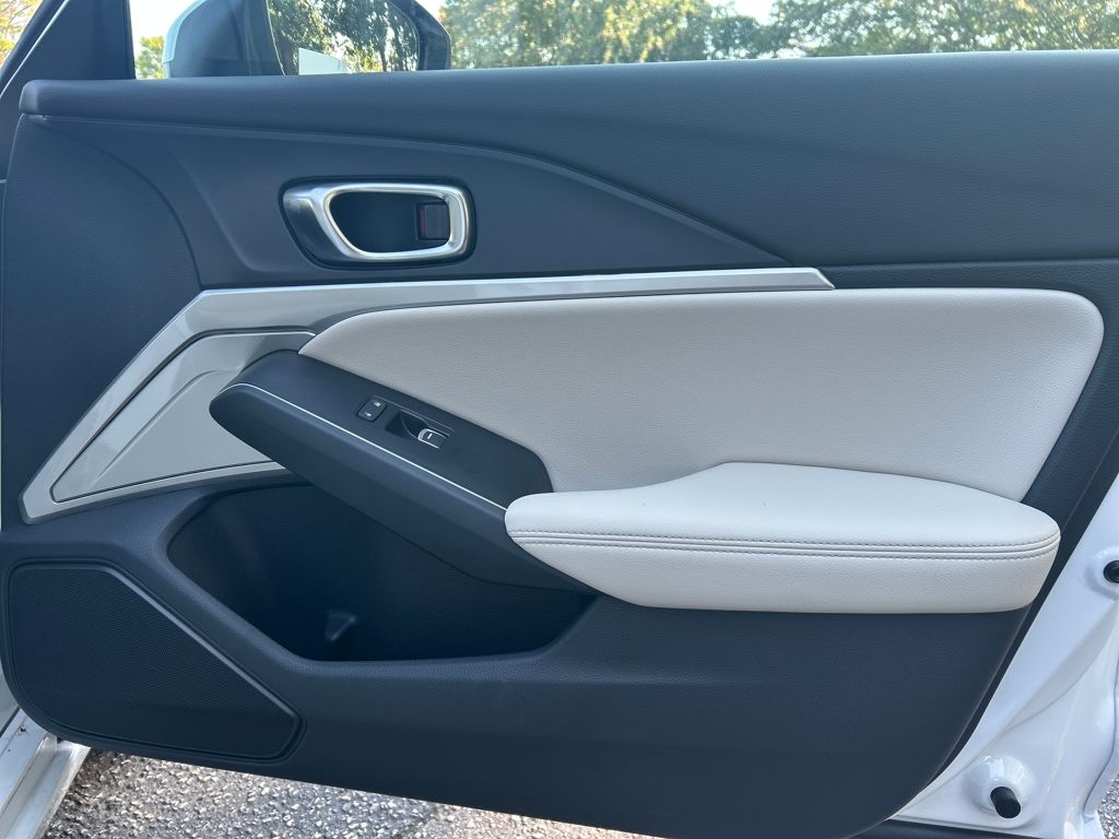 Certified Used 2025 White Acura A-Spec Package image 27