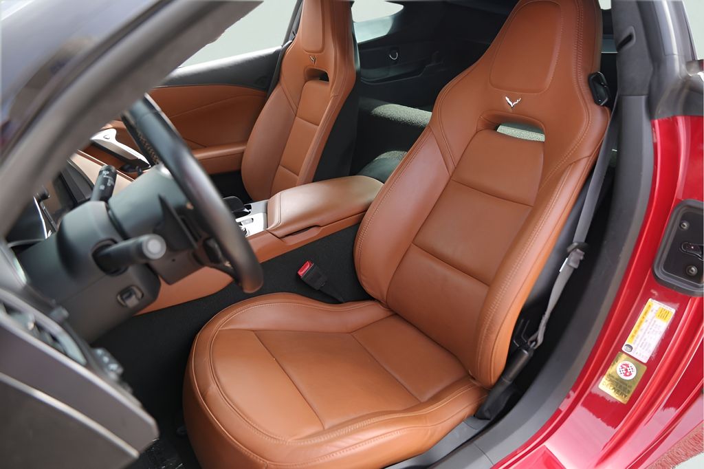 Used 2015 Red Chevrolet Stingray Z51 image 10